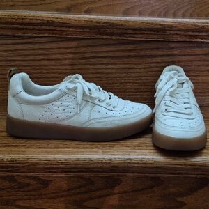 Massimo Dutti Cream Leather Sneakers with Gum Sole